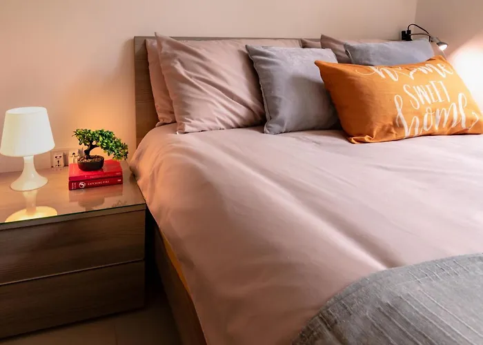 Modern Comfort - 2br Center Of St Julians & Paceville Apartment *