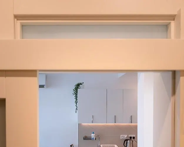 Modern Comfort - 2br Center Of St Julians & Paceville *