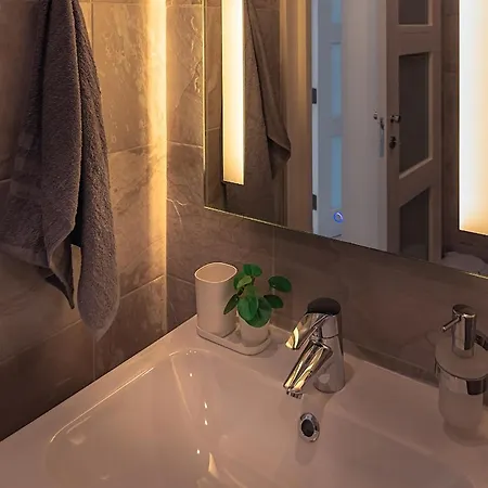 Modern Comfort - 2br Center Of St Julians & Paceville Apartment San Ġiljan