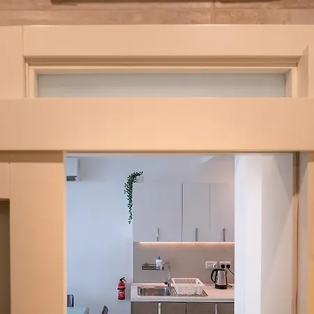 Modern Comfort - 2br Center Of St Julians & Paceville *