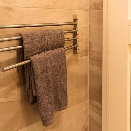 Modern Comfort - 2br Center Of St Julians & Paceville Apartment San Ġiljan