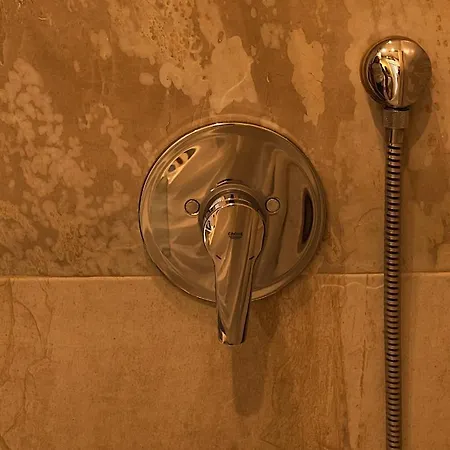 Modern Comfort - 2br Center Of St Julians & Paceville Apartment