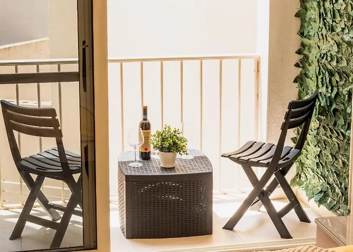 Modern Comfort - 2br Center Of St Julians & Paceville Apartment Saint Julian's