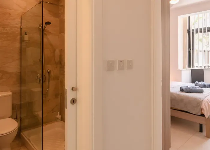 Modern Comfort - 2br Center Of St Julians & Paceville Apartment Saint Julian's