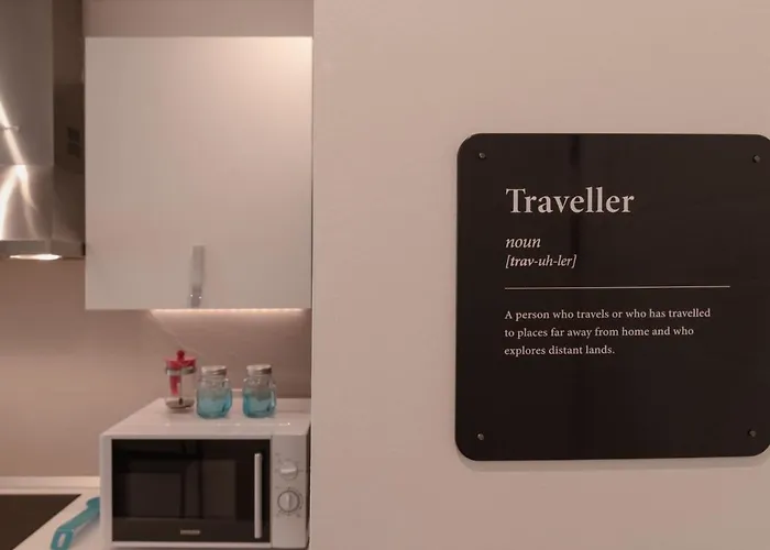 Modern Comfort - 2br Center Of St Julians & Paceville *