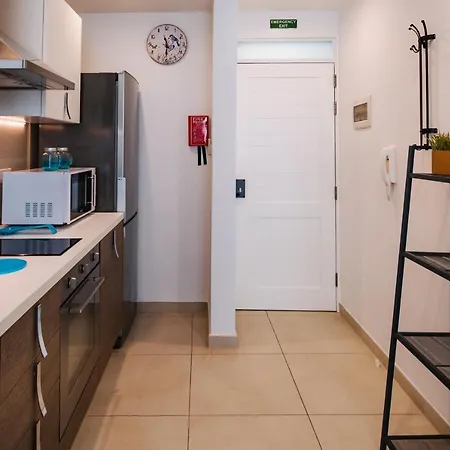 Modern Comfort - 2br Center Of St Julians & Paceville Appartement San Ġiljan